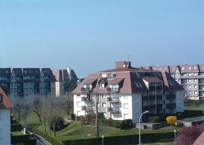 Lagrange Les Résidences Apartahotel 3*